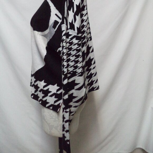 AKIRA Sunglasses Red Lips Lady mock neck knit sweater top Size Sz Medium Md M - Picture 9 of 16